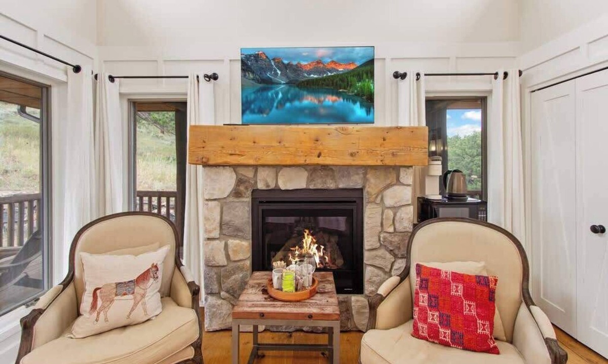 Allenspark Cabin | The Hogan #1 - A Pathways Ranch Original