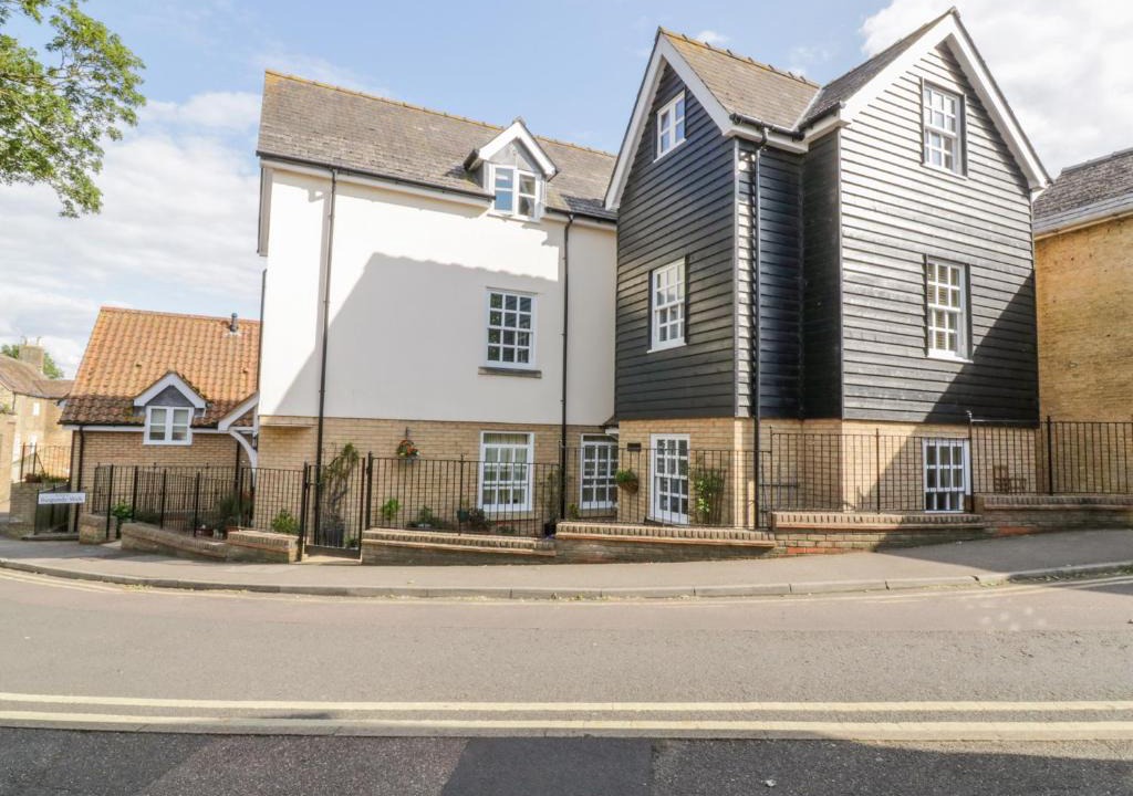 Ely Apartment | The Hoist