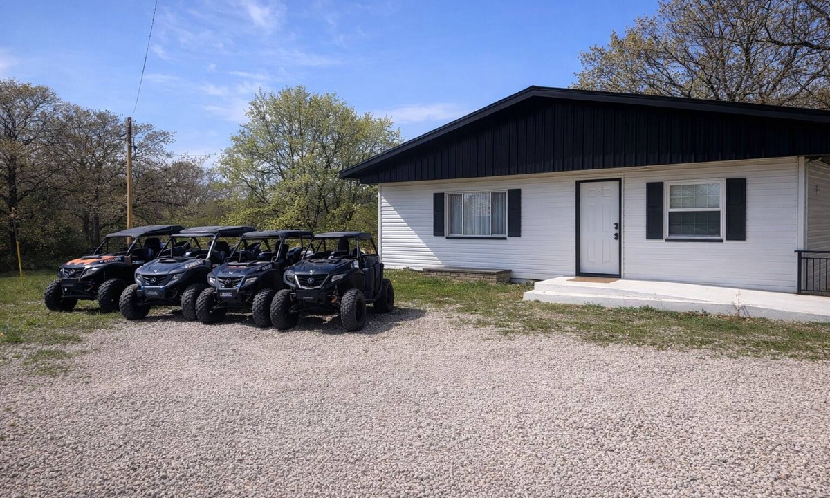 Eldon House | The Hootenanny Adventure Meets Comfort Loop 2 Offroad Park & Lake of the Ozarks