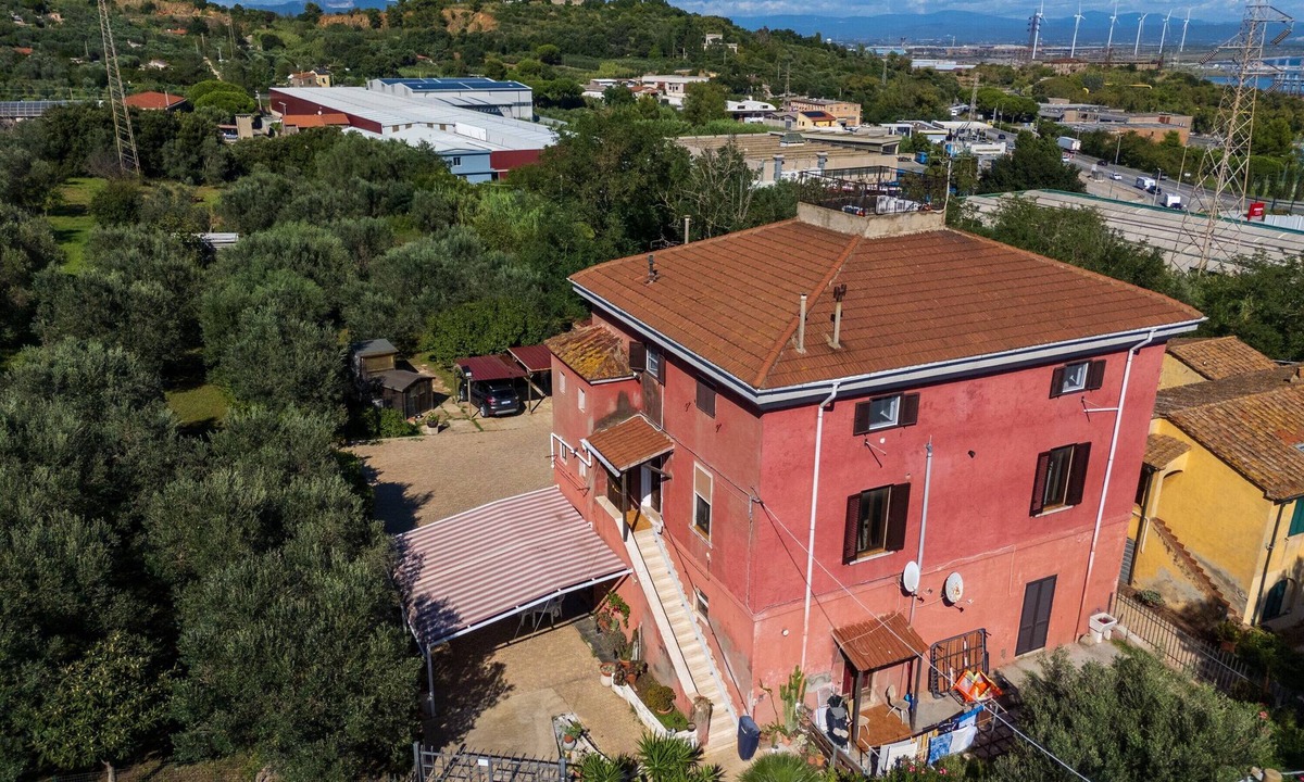 Piombino Apartment | "The House of Simba" in Piombino