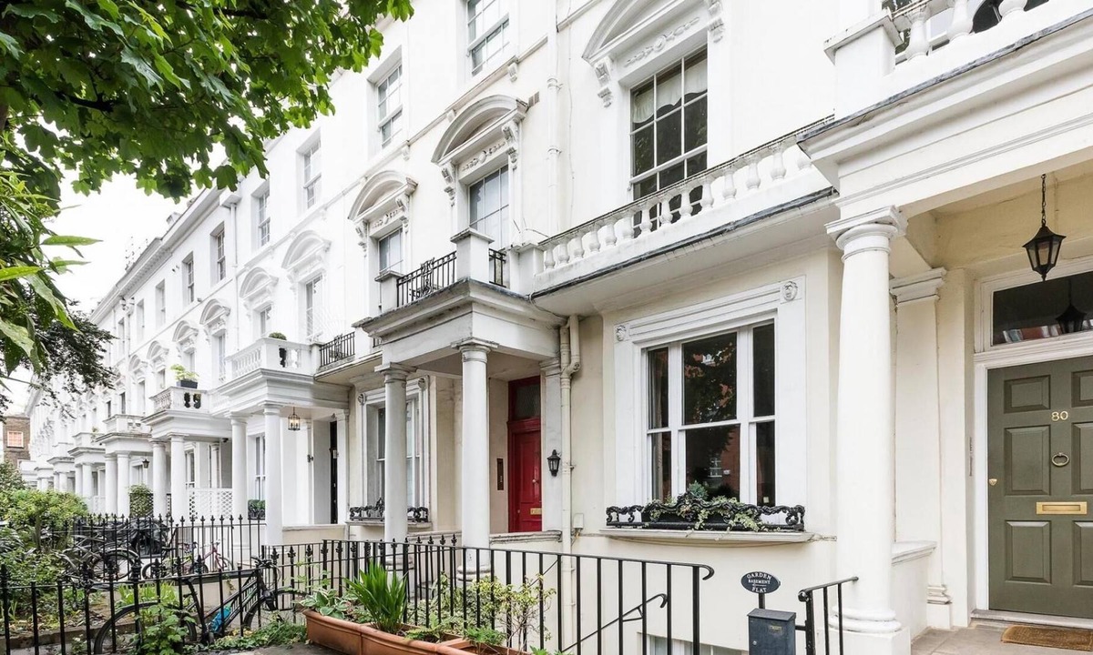 Campden Apartment | The Hummingbird: Distinctive Kensington 1-bed flat