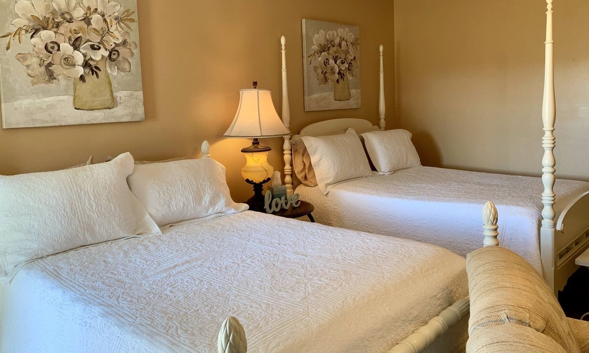 Fowlstown House | The inn on the farm