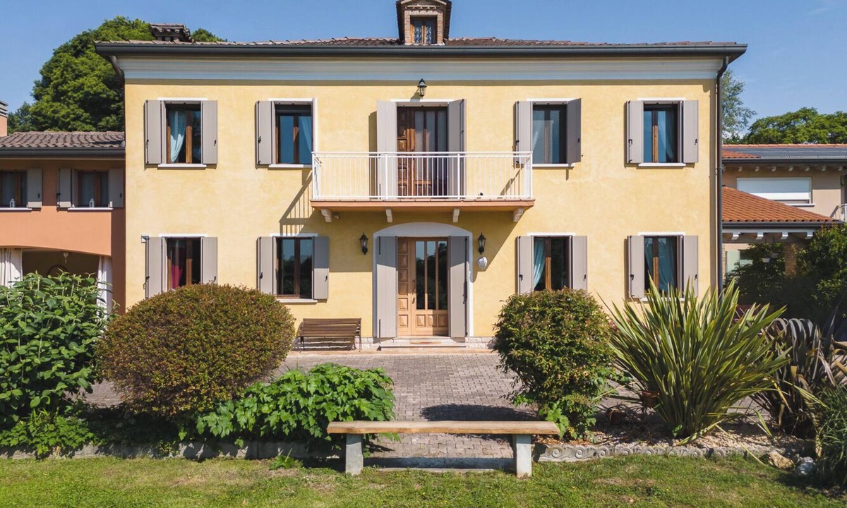 San Zenone degli Ezzelini Villa | THE PLEASURE OF A STAY IN THE TRANQUILITY OF NATURE.