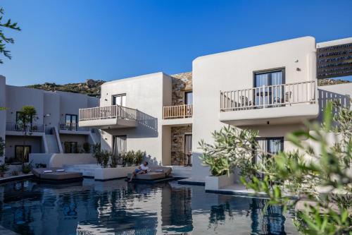Mikri Vigla Hotel | The Key