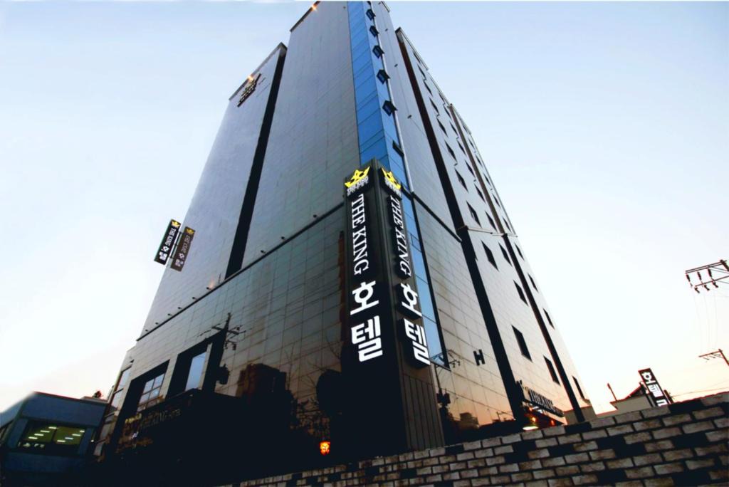 Yeonje-Gu Hotel | The King Hotel