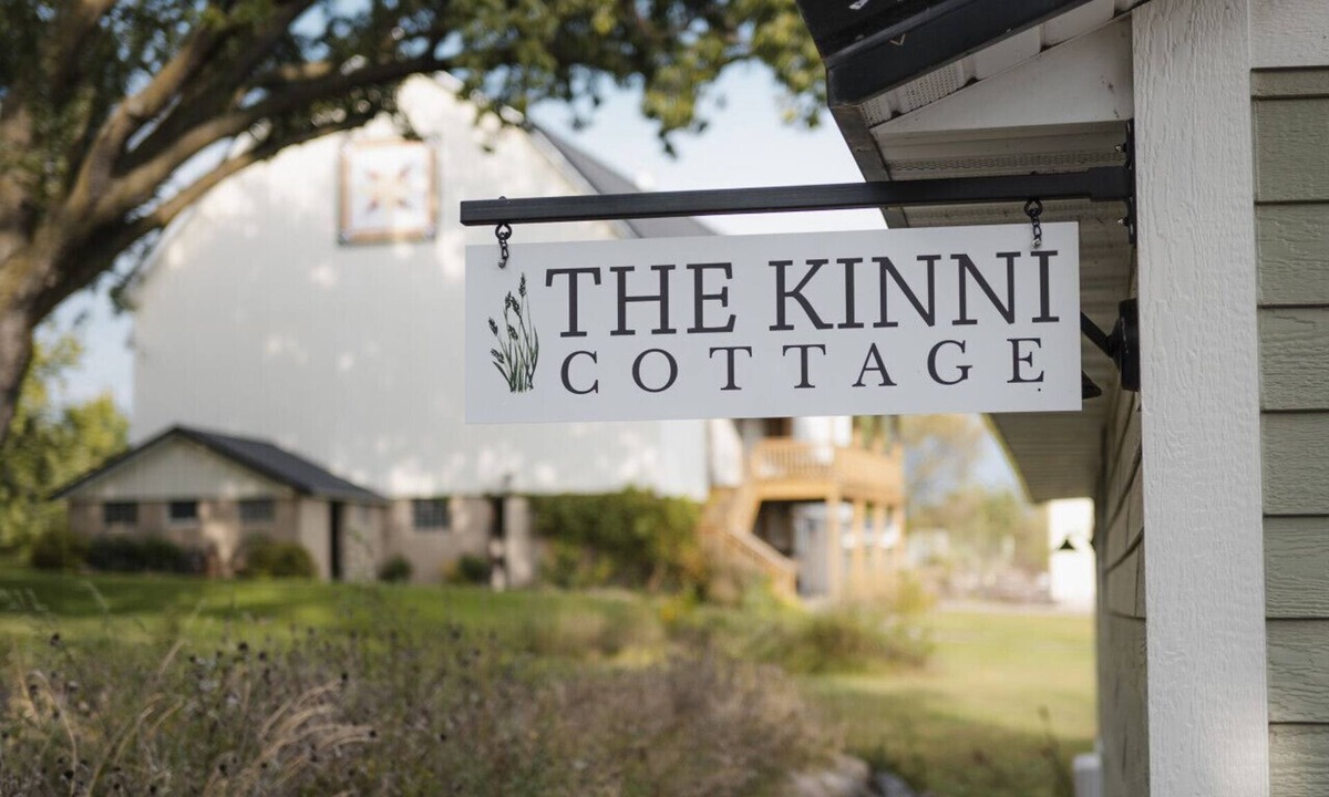 River Falls House | The Kinni Cottage - Entire Riverfront Cottage