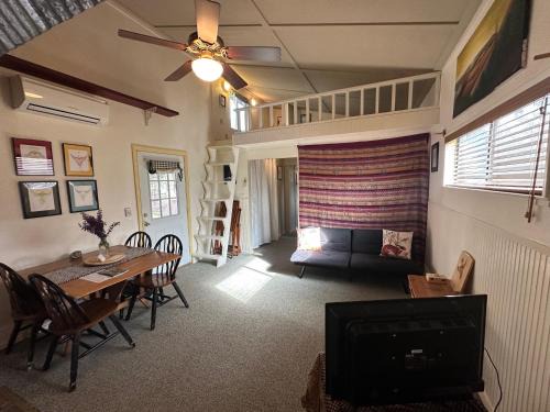 Weed House | The Lake House