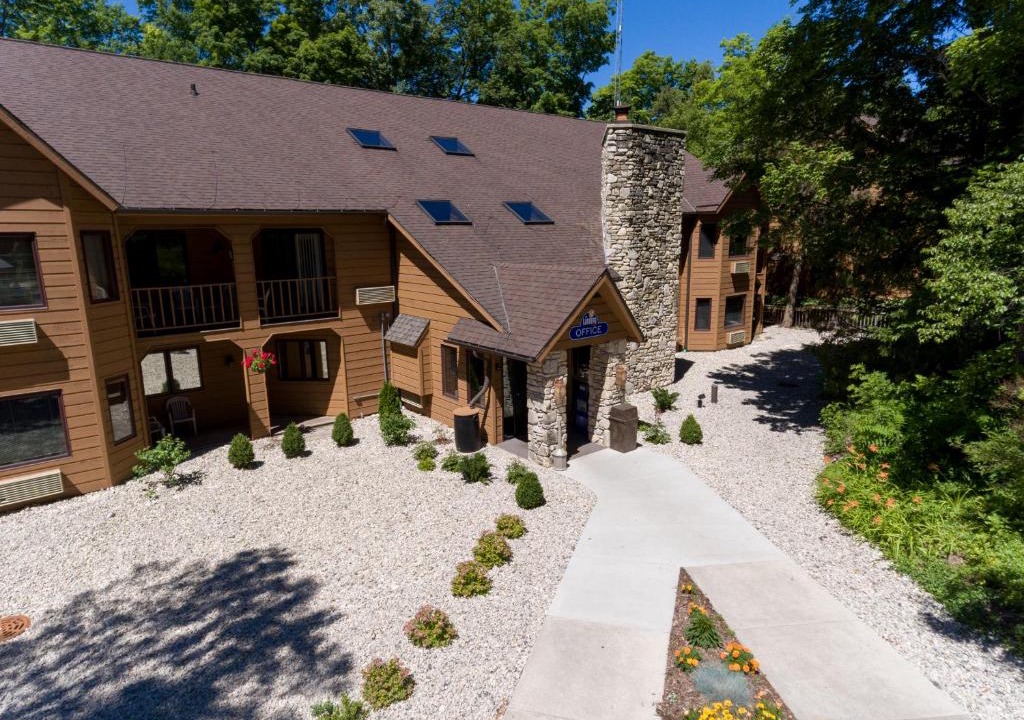 Egg Harbor Resort | The Landing Resort