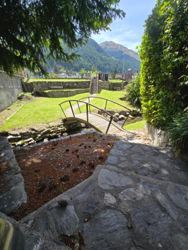 Queenstown City Centre Hostel | The Last Resort Hostel