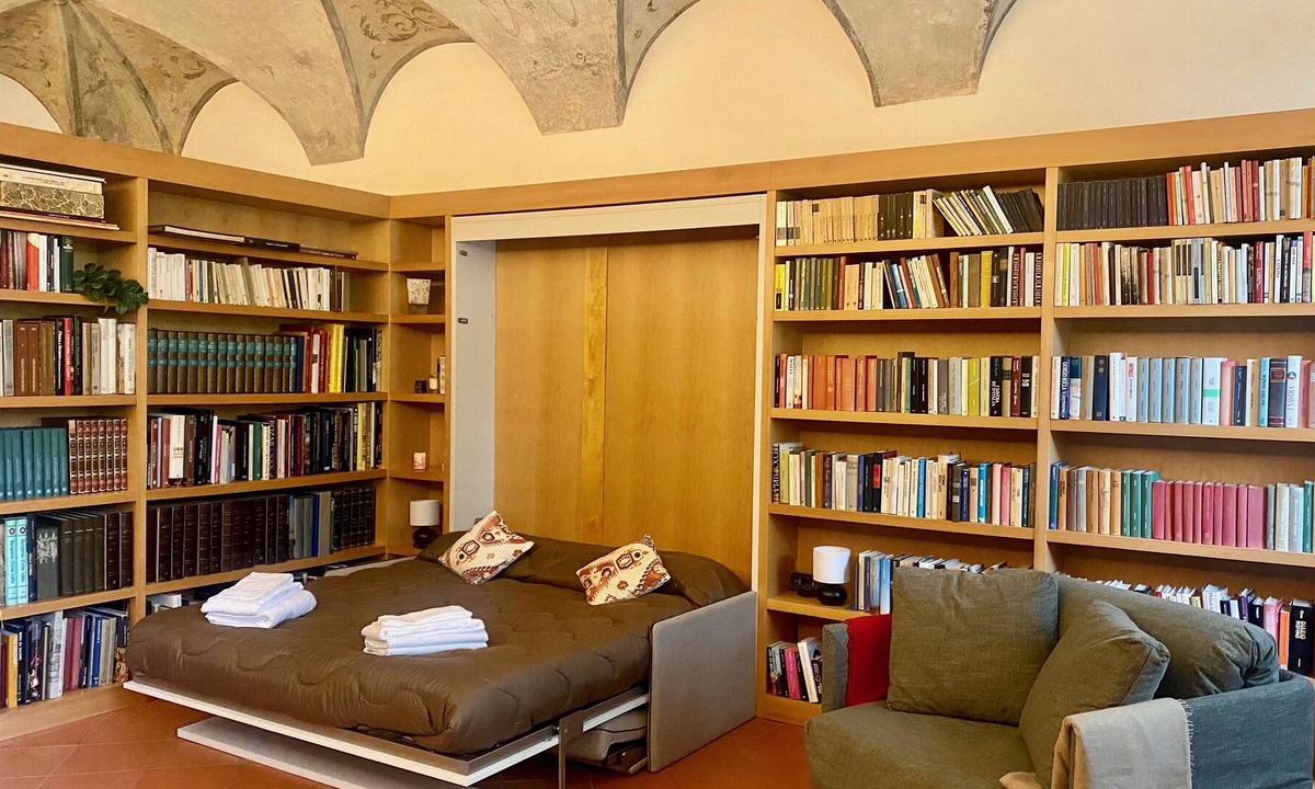 Bergamo Apartment | The Library, originally a private library, in the heart of upper Bergamo.
