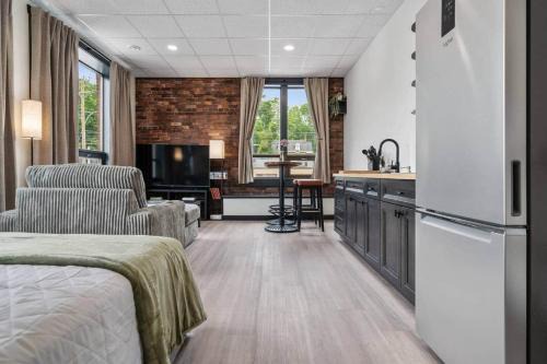 New Glasgow Apartment | The Library @TheMillRowsSuites