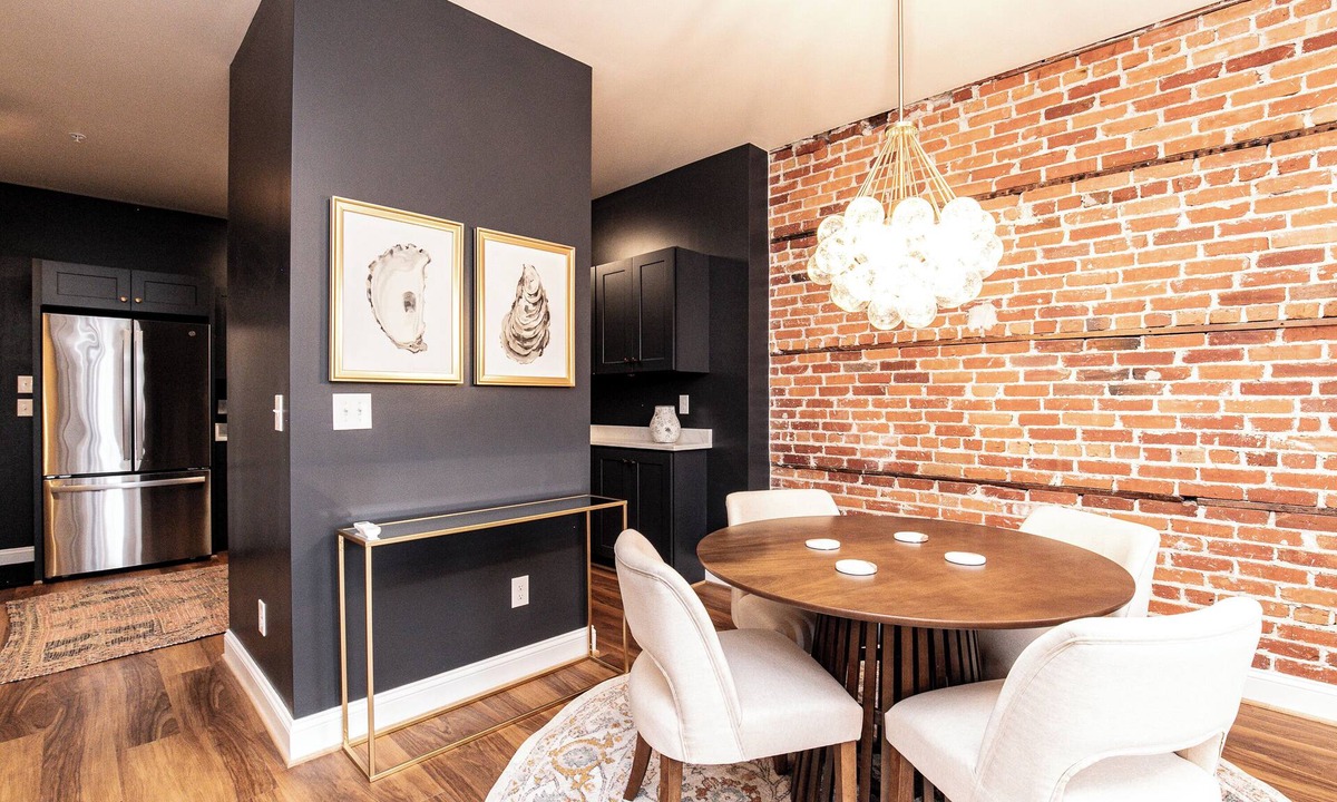Onancock Apartment | The Lilliston - Short Stays on Market