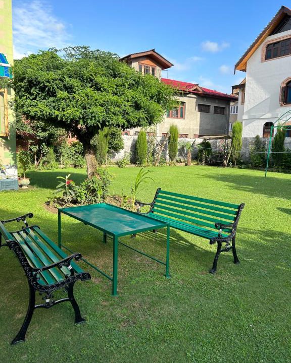Sudarbal Bed & Breakfast | The Local B&B