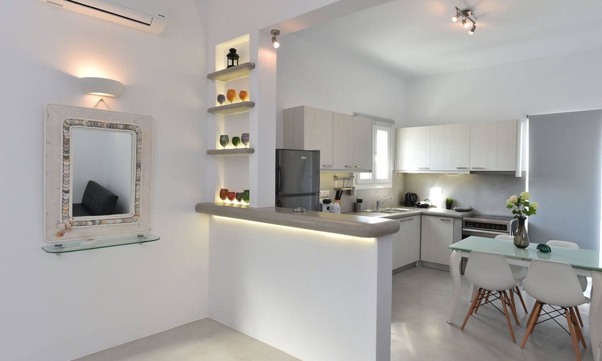 Parikia Villa | The Local House