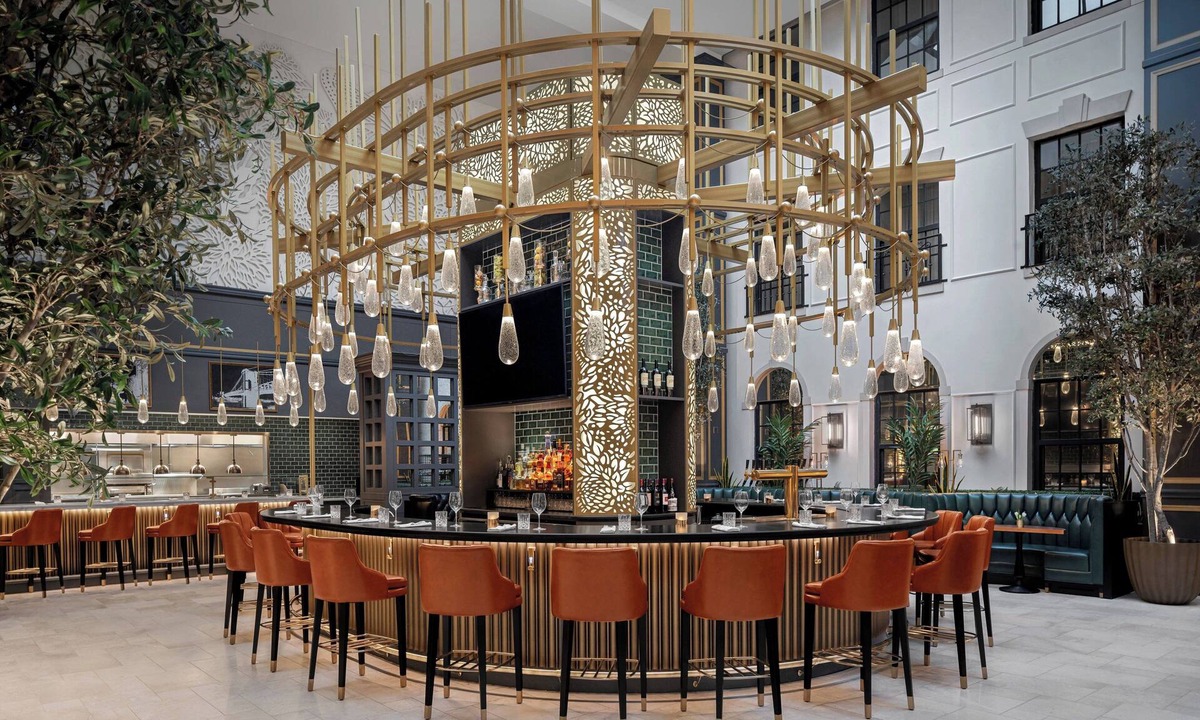 Central Business District Hotel | The Lytle Park Hotel, Autograph Collection