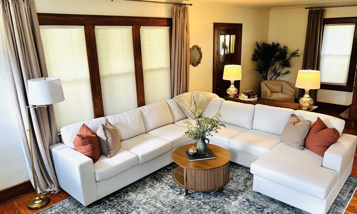 Springfield House | The Mac House - Sleeps 10