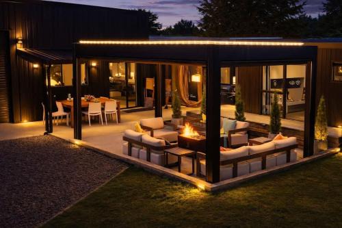Mangakino House | The Mango Shed Perfect Family Getaway With Sauna