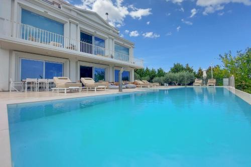 Heraklion Villa | The Mansion