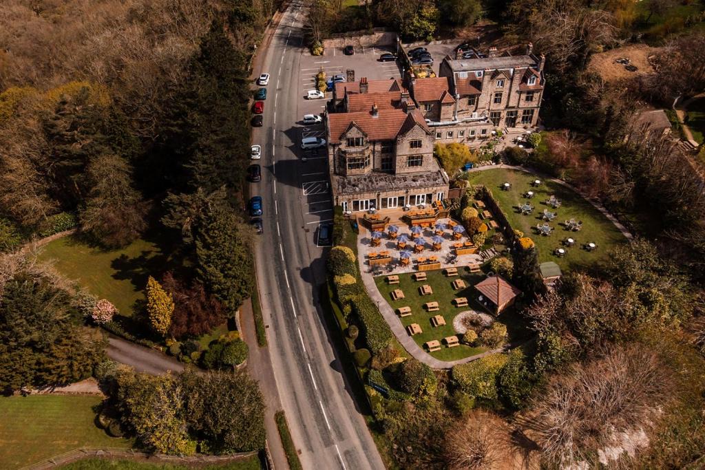 Grindleford Hotel | The Maynard