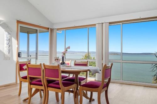 Midway Point House | The Midway Manor