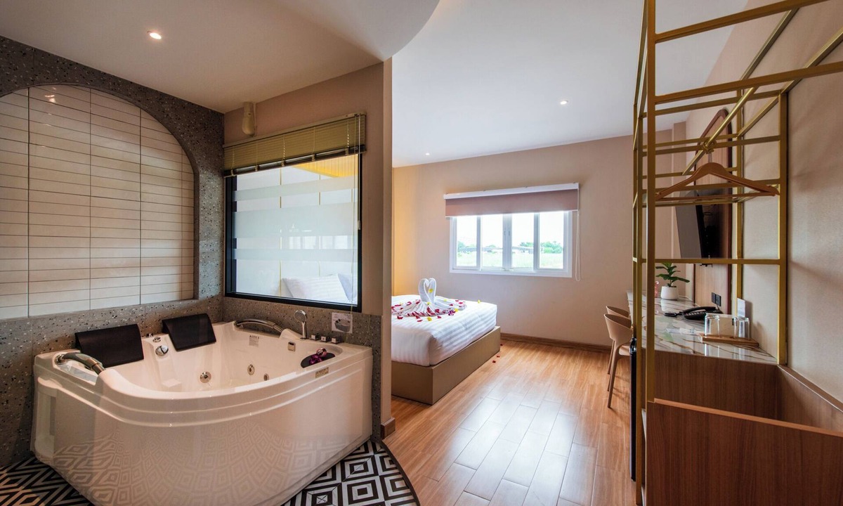 Khlong Nung Hotel | THE MOMENT