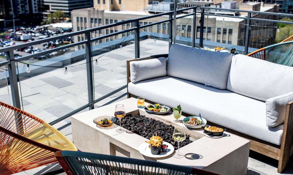 Near Northeast Hotel | The Morrow Washington Dc, Curio Collection By Hilton