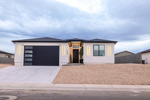 Page House | The Mustang Collection 49