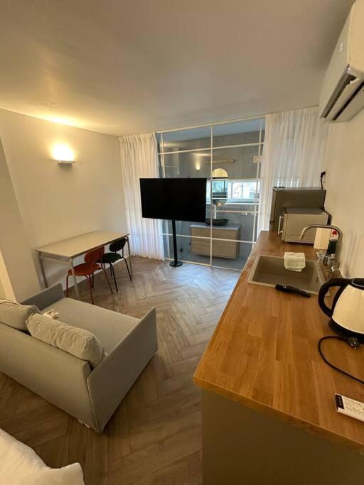 Florentin Apartment | The new studio Florentin 4