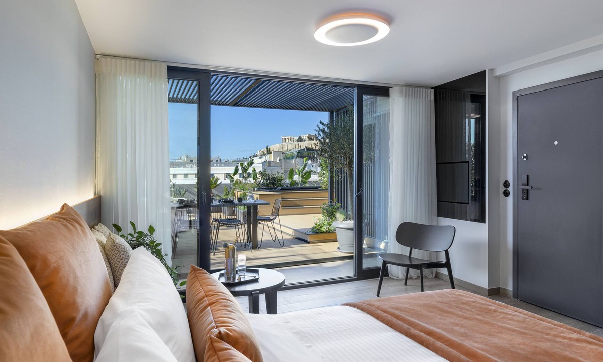 Mets Apartment | The Newel Acropolis