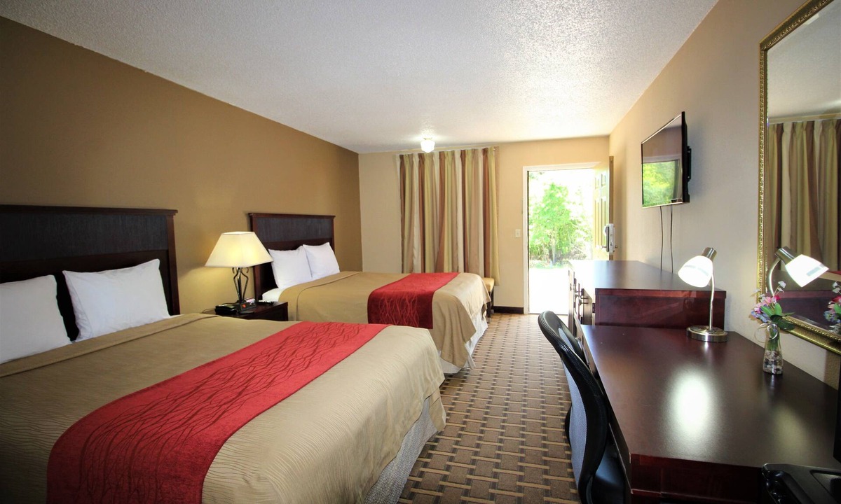 Union Hotel | The Night Inn