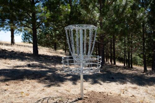 Lyle House | The Oaks feat Private Disc Golf Course