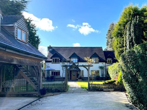 Great Harwood House | The Oaks