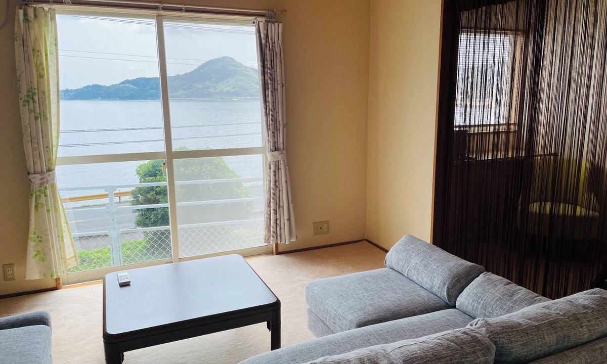 Suooshima House | The ocean view from the window is amazing/Oshima District Yamaguchi
