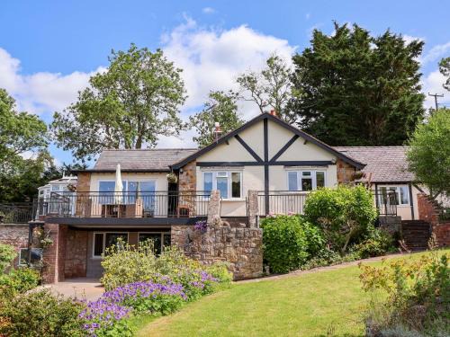 Llanfair-Dyffryn-Clwyd House | The Old Barn