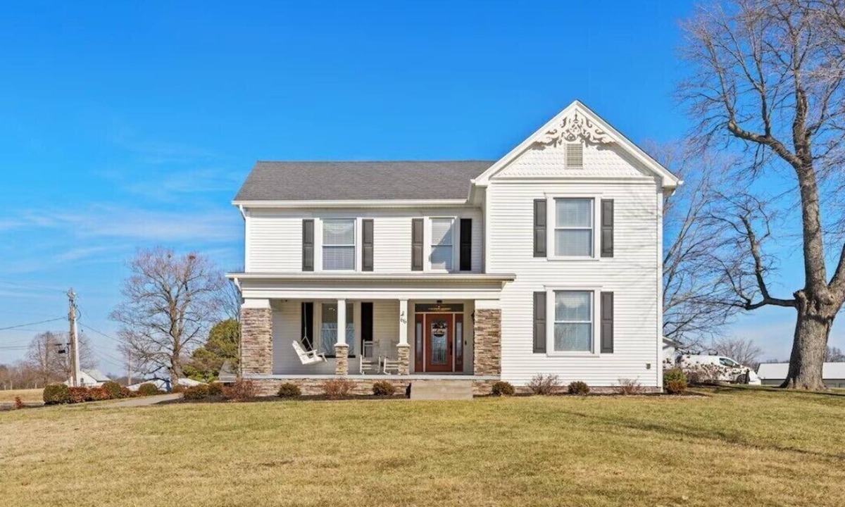 Rineyville Apartment | The Old Farmhouse Inn-The Derby Room