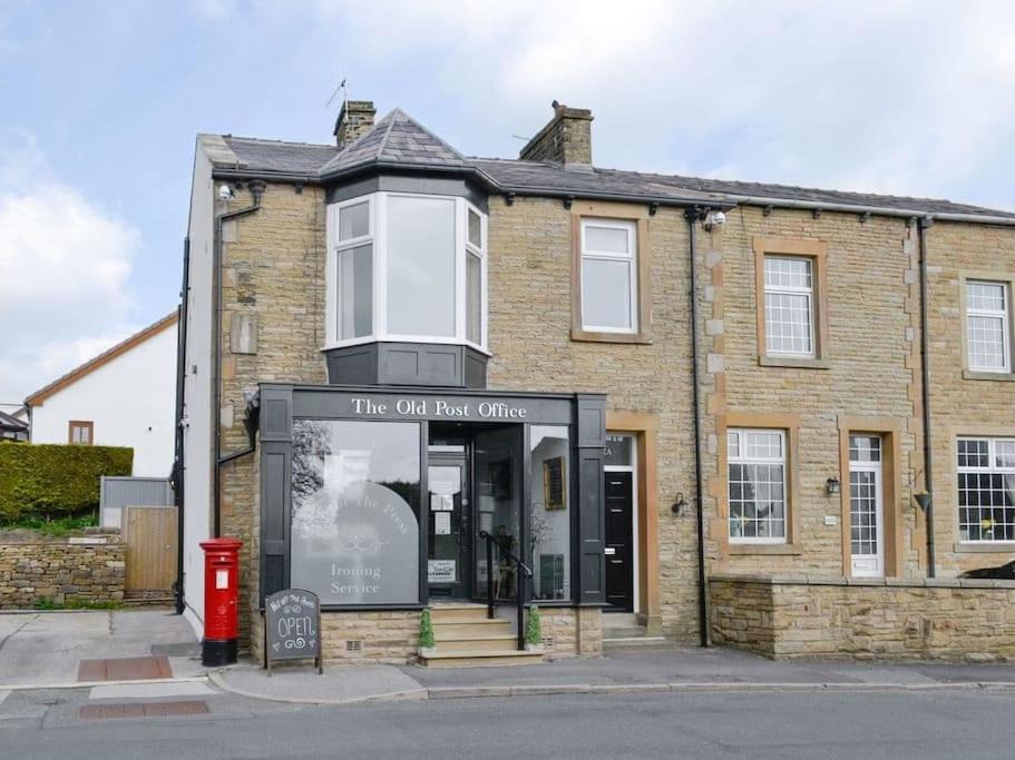 Fence House | The Old Post Office, Fence, Holiday Home with Lovely Views