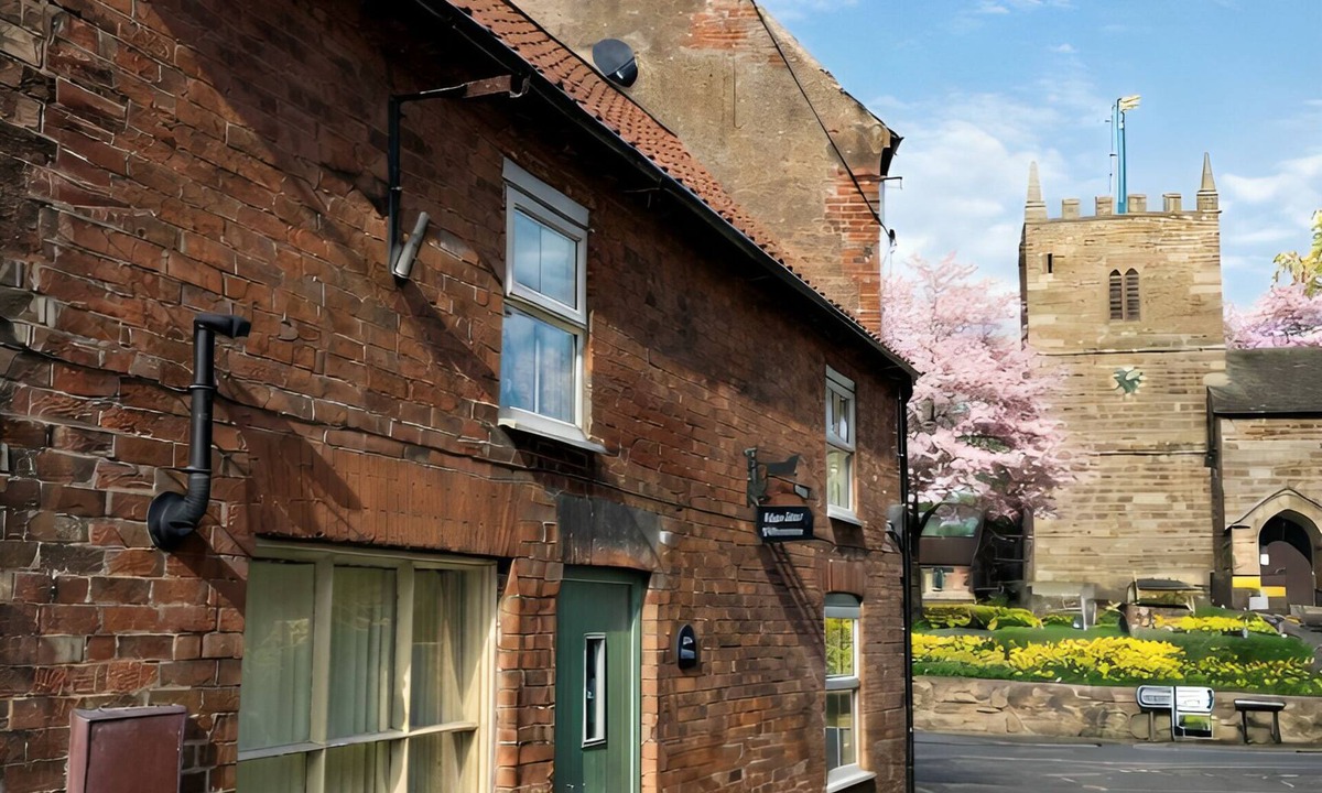 Ollerton Cottage | The Old Shop at Savile House - A cosy cottage with a story to tell