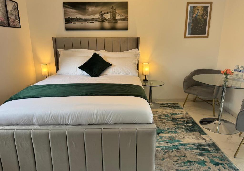 Stanwell House | The Opal Lux