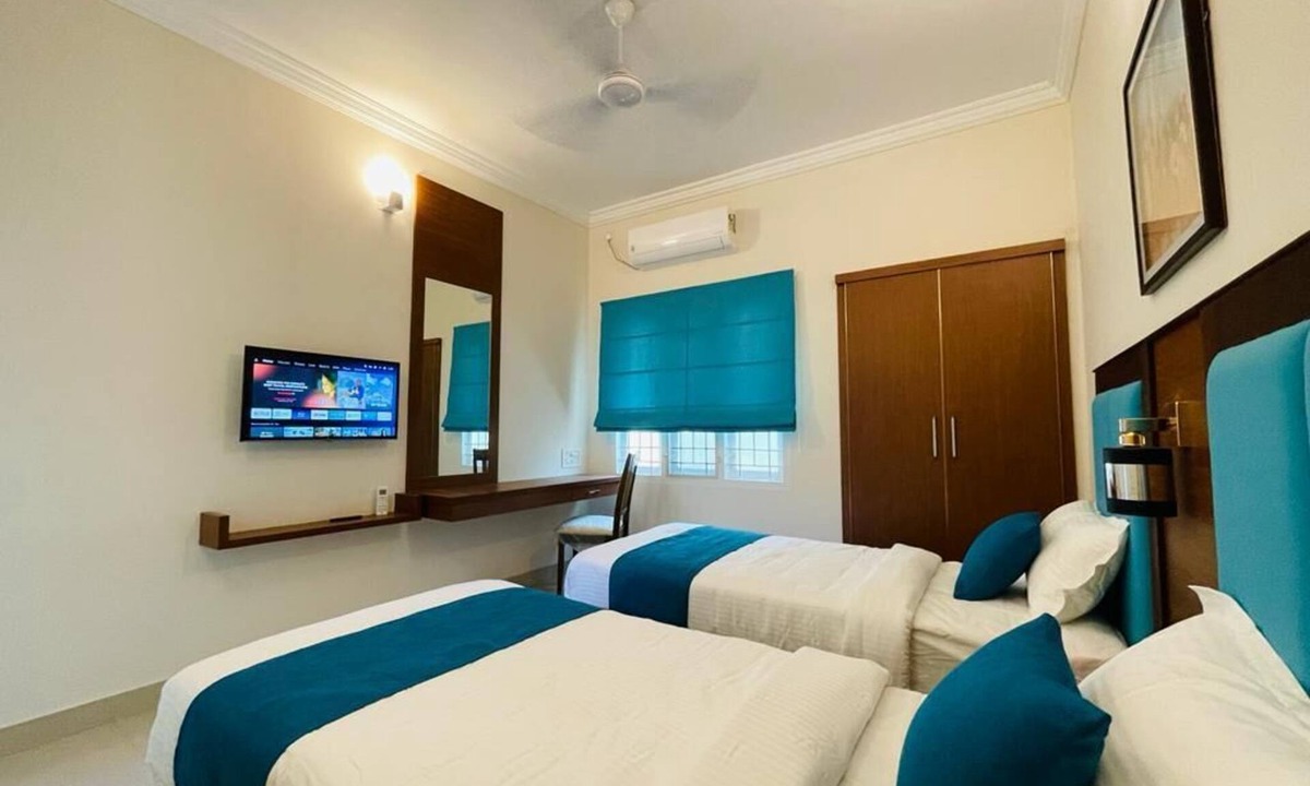 Vyttila Villa | The Oval House, Kochi - Approved by Kerala Tourism