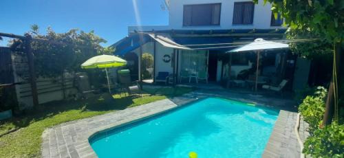 Muizenberg Apartment | The Owls Nest