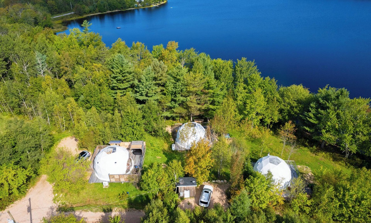 Annapolis Subdivision D Cottage | The Paddling Dome (1) - Lakefront Glamping | Private hot tub | Sauna | Kayaking