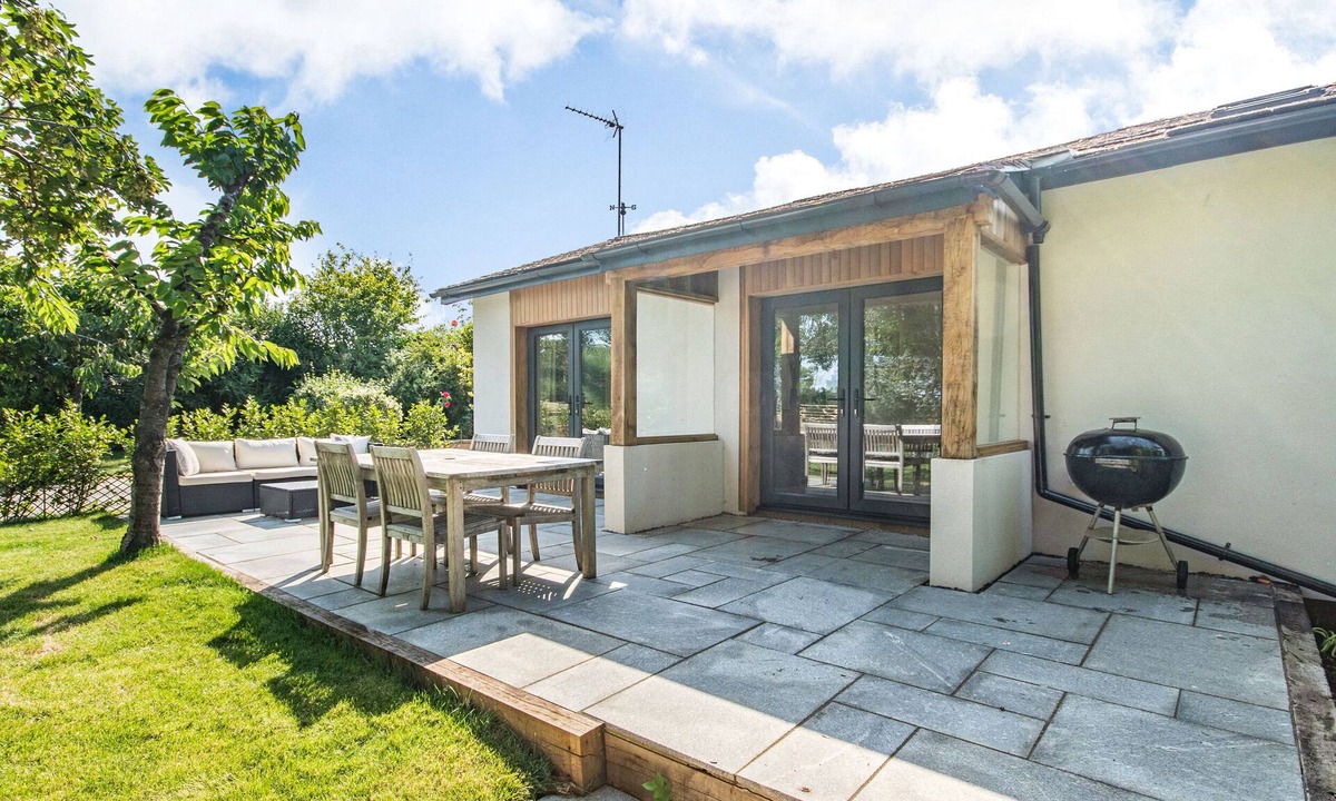 Shipston on Stour Cottage | The Paddock