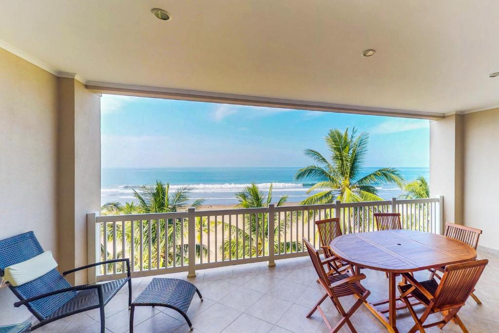 Barrio Los Villalobos Apartment | The Palms 501
