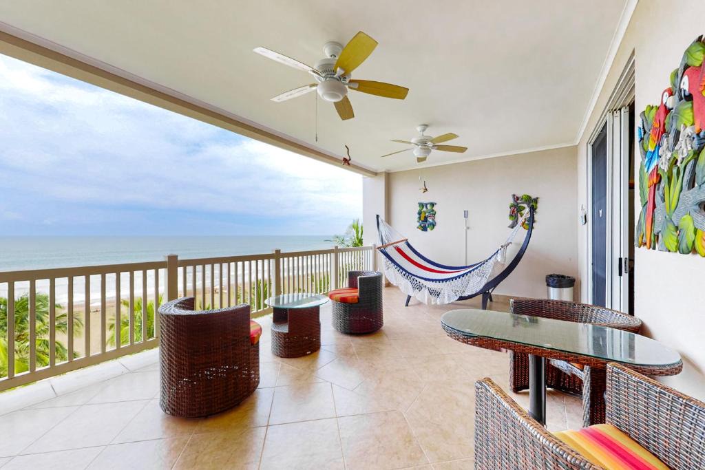 Barrio Los Villalobos Apartment | The Palms 603