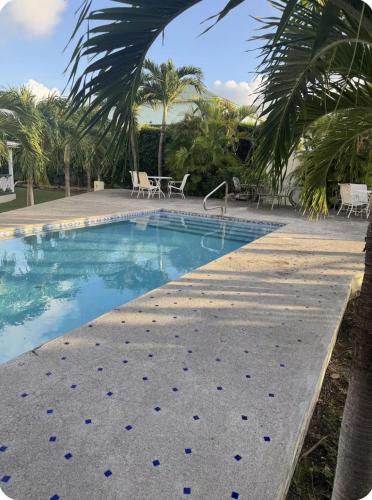 Cedar Grove Apartment | The Palms apt 1