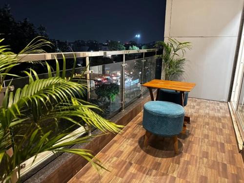 Sector 51 Apartment | The Paras Studio Serviced Apartments