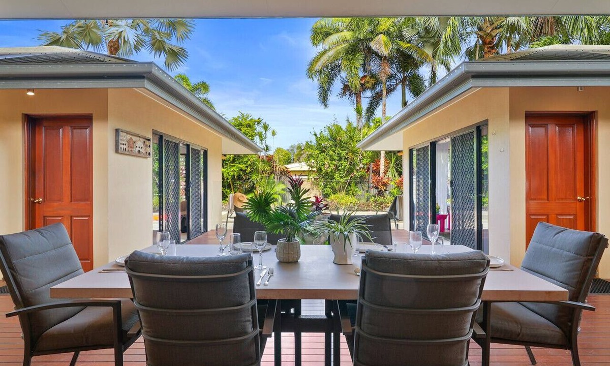Trinity Beach Apartment | The Pavilion at Trinity Beach