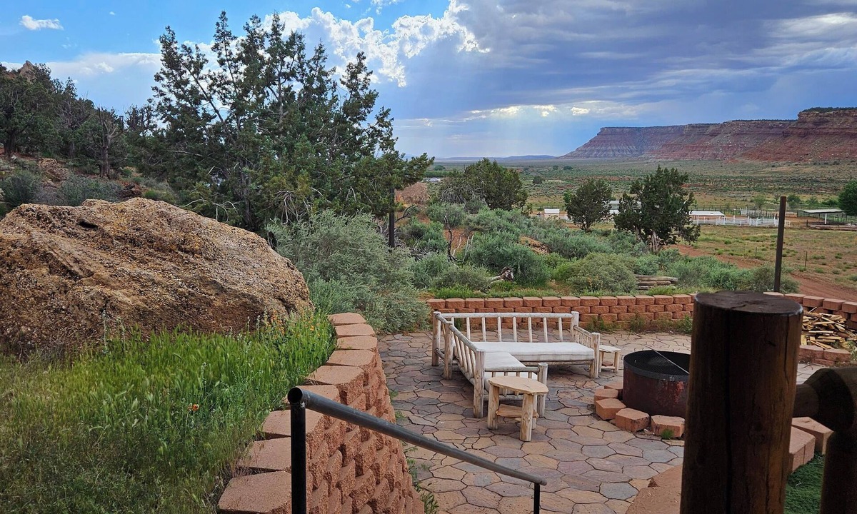 Apple Valley Cabin | The Peacemaker Cabin