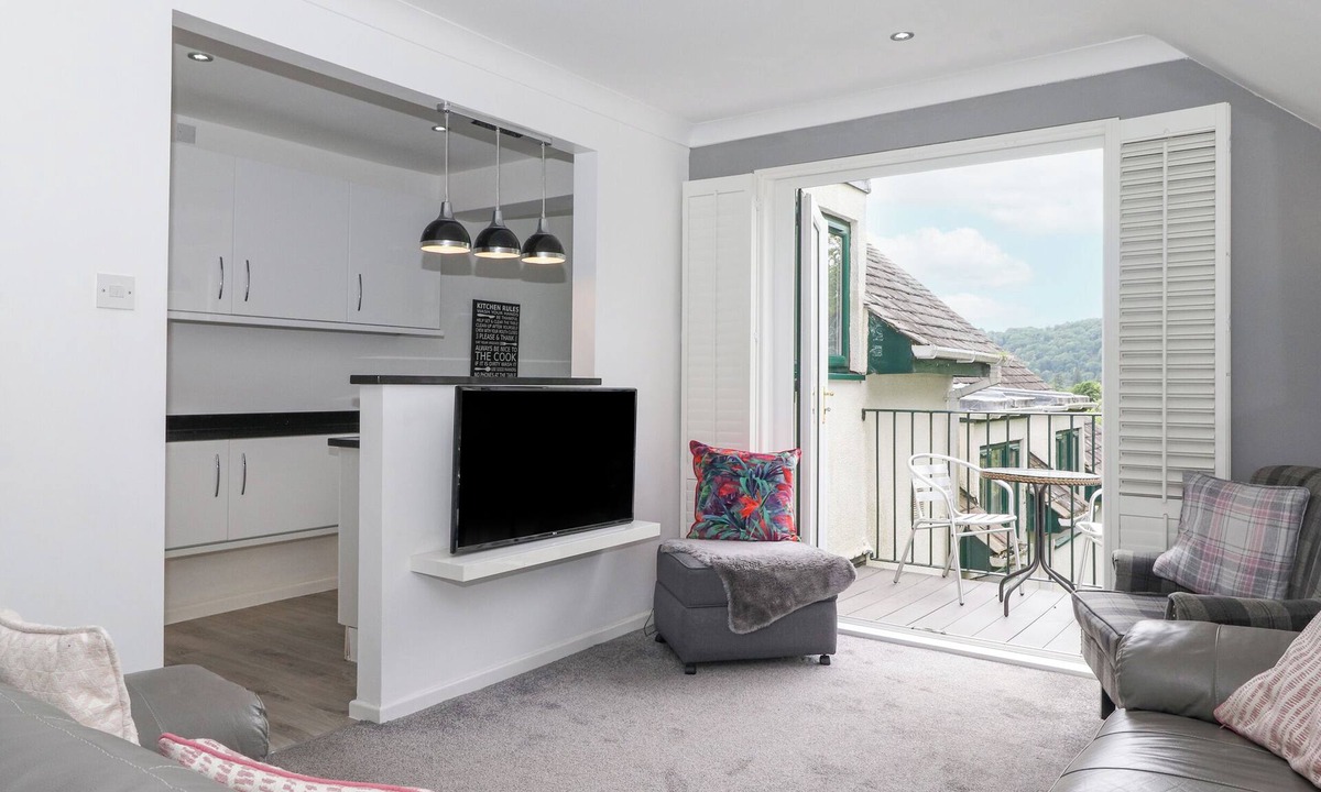 Bowness-on-Windermere Cottage | The Penthouse
