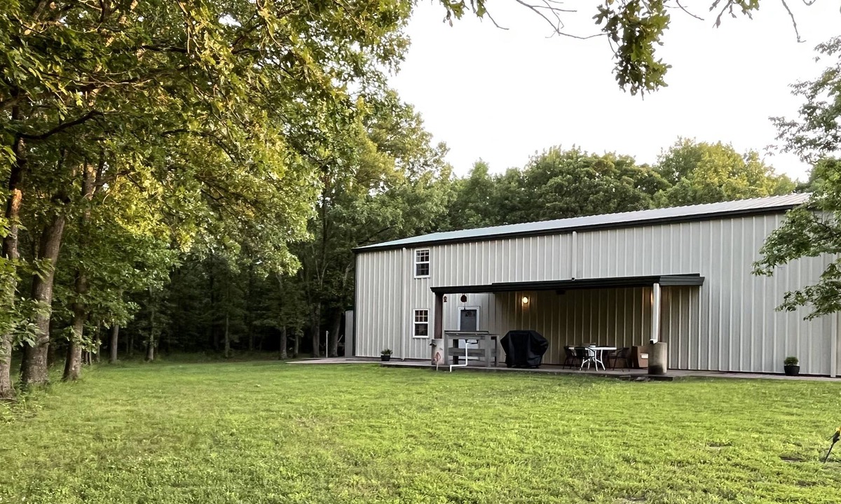 Clinton House | The perfect getaway on 14 acres just minutes from Truman Lake!